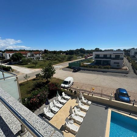 Funtana Appartements An Der 1 Reihe Vom Meer エクステリア 写真