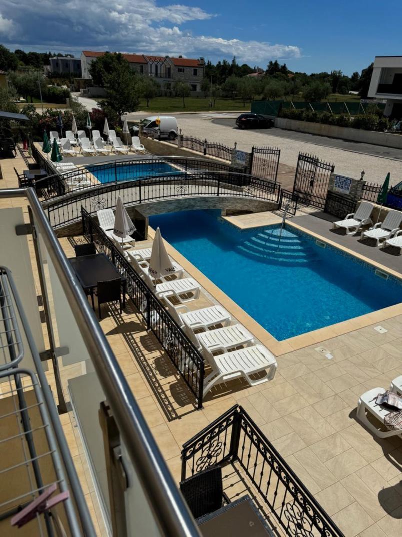 Funtana Appartements An Der 1 Reihe Vom Meer エクステリア 写真