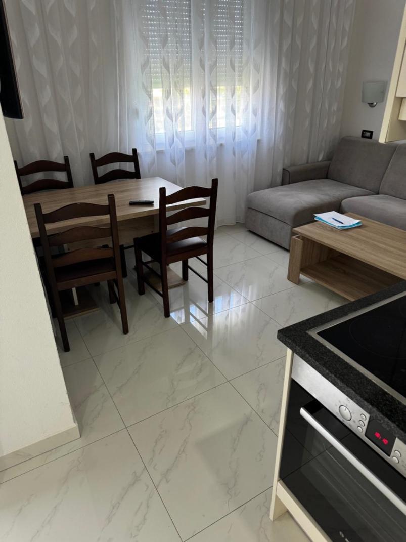 Funtana Appartements An Der 1 Reihe Vom Meer エクステリア 写真