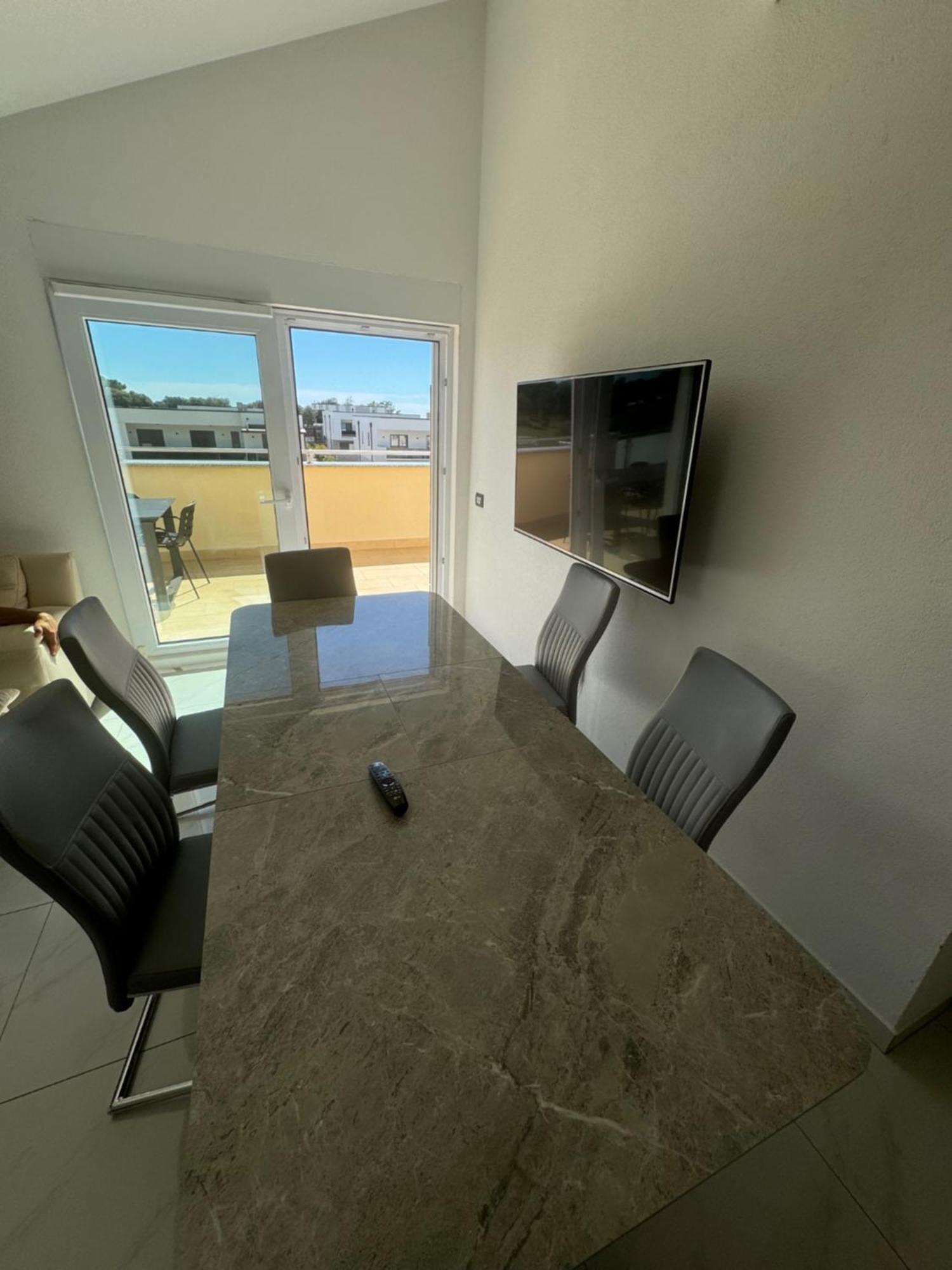 Funtana Appartements An Der 1 Reihe Vom Meer エクステリア 写真