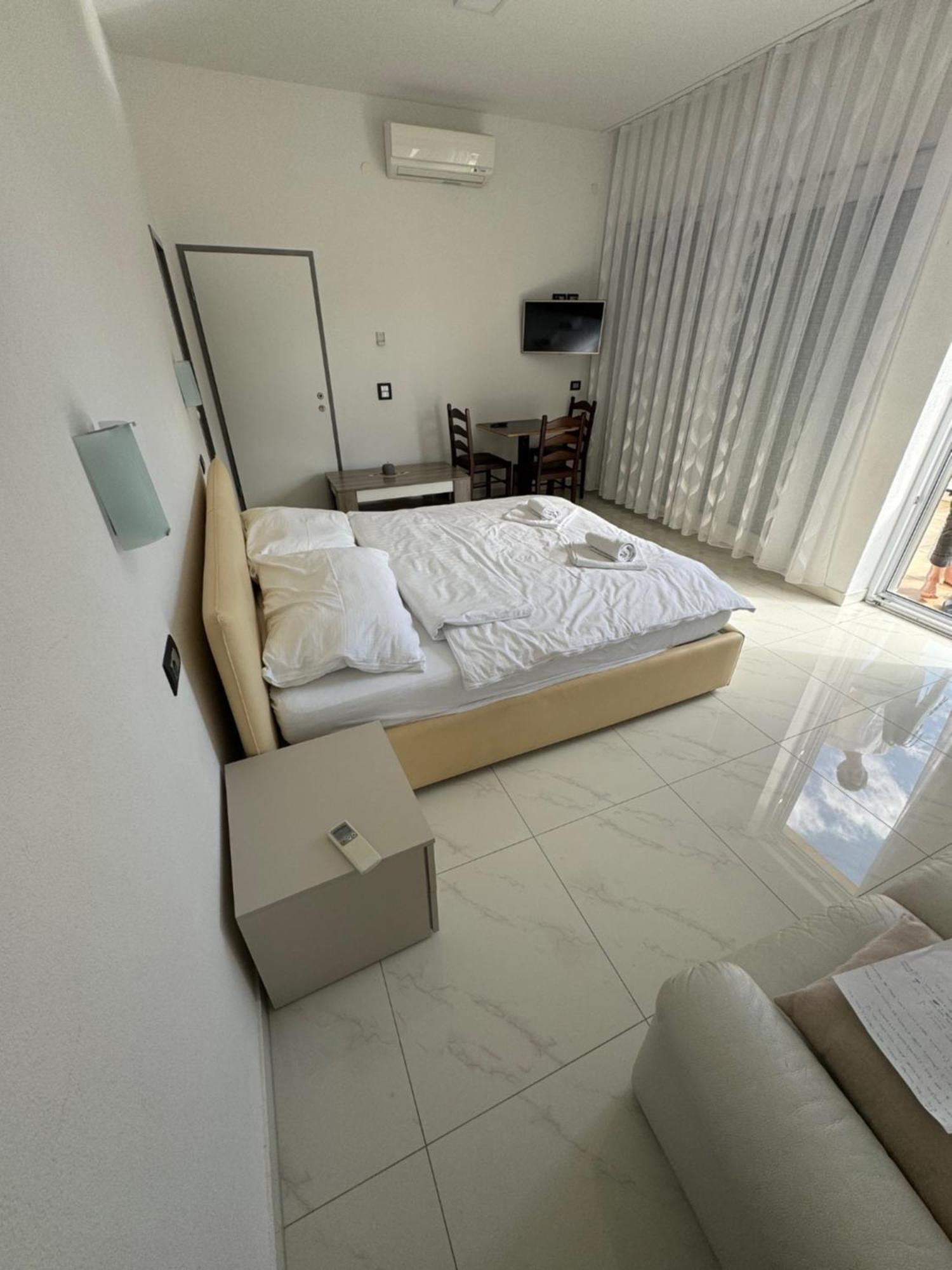 Funtana Appartements An Der 1 Reihe Vom Meer エクステリア 写真